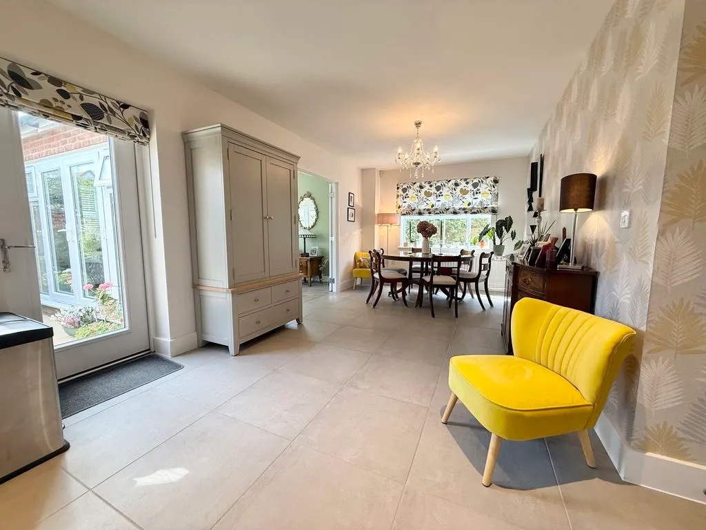 Crabtree Close, Great Horwood MK17 0FP, photo 3
