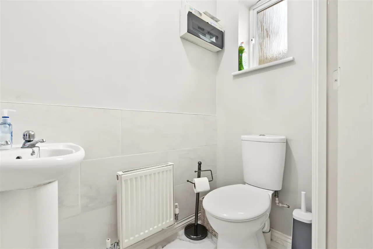 Murray Close, Nottingham, NG5, photo 9