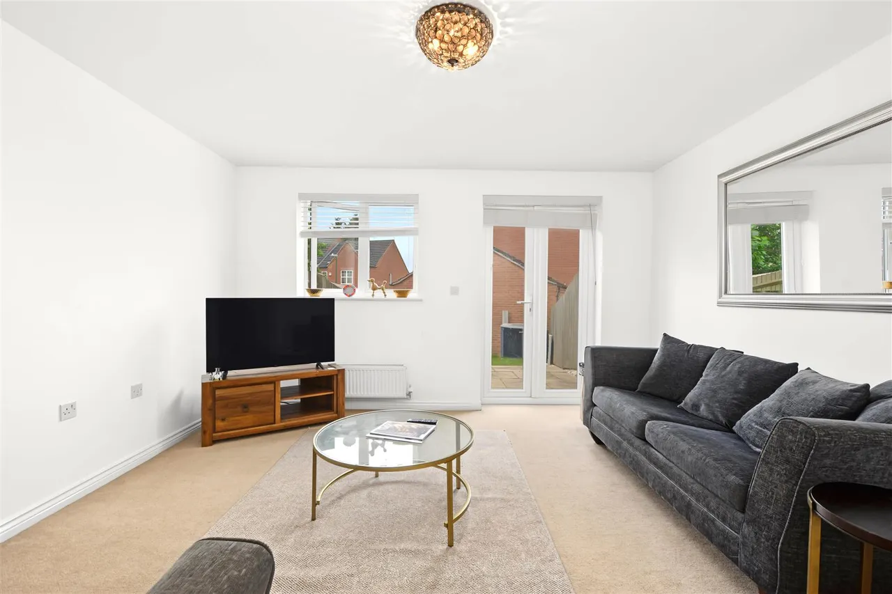 Murray Close, Nottingham, NG5, photo 3