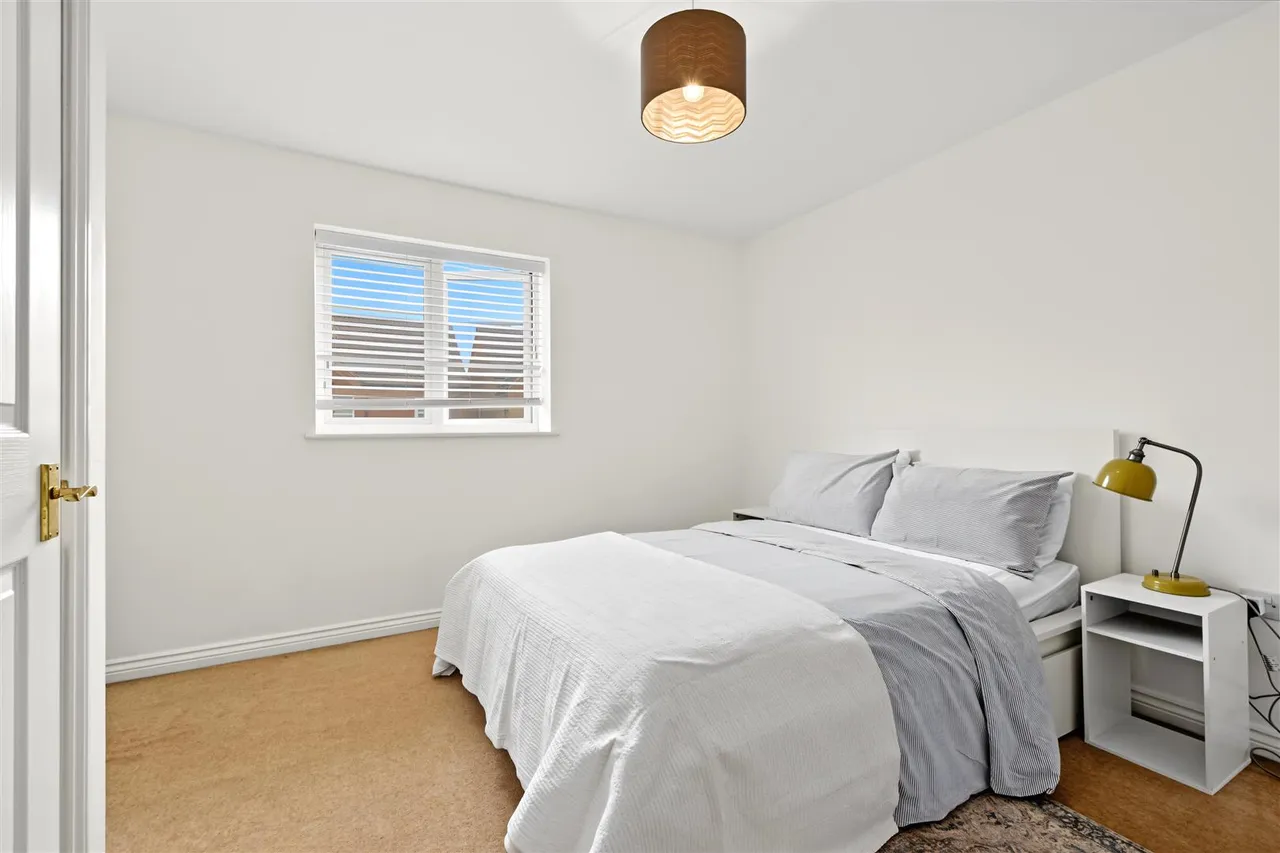Murray Close, Nottingham, NG5, photo 5