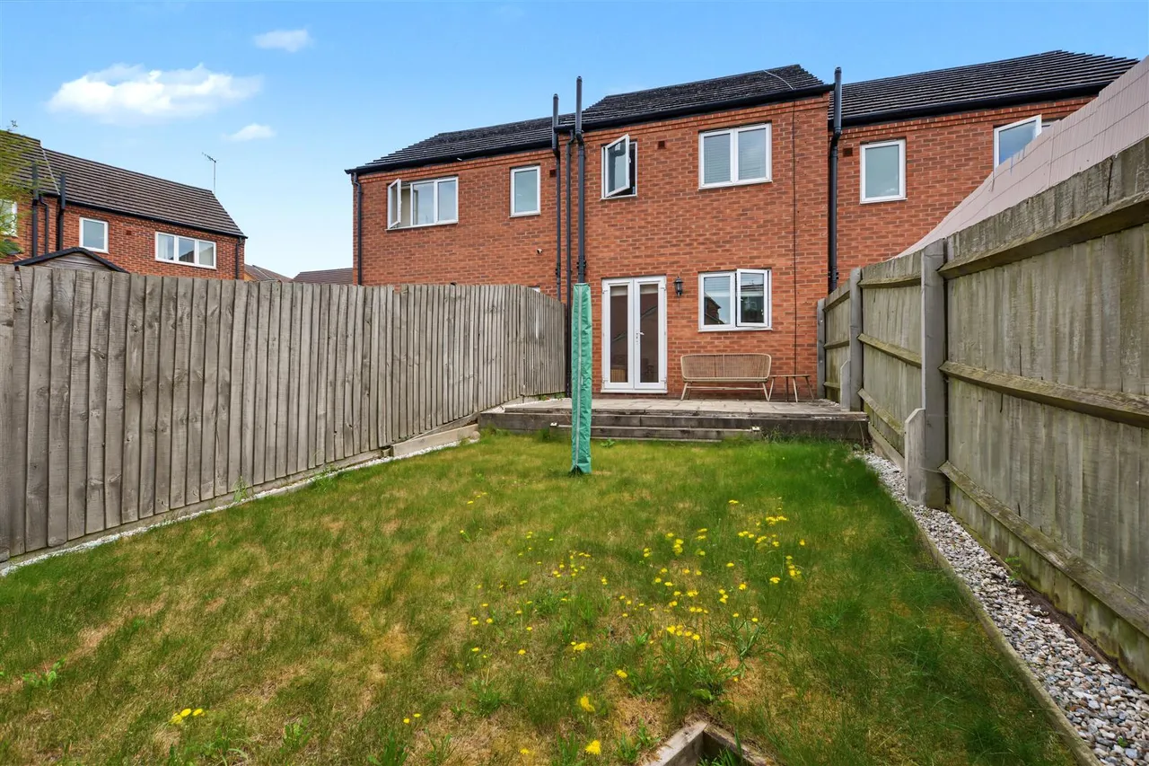 Murray Close, Nottingham, NG5, photo 4
