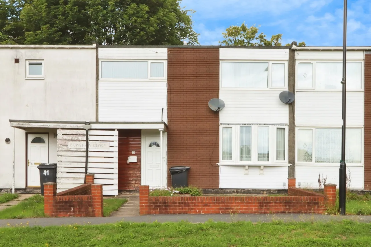 3 bed house for sale — Bowshaw Close, Sheffield, South Yorkshire, S8