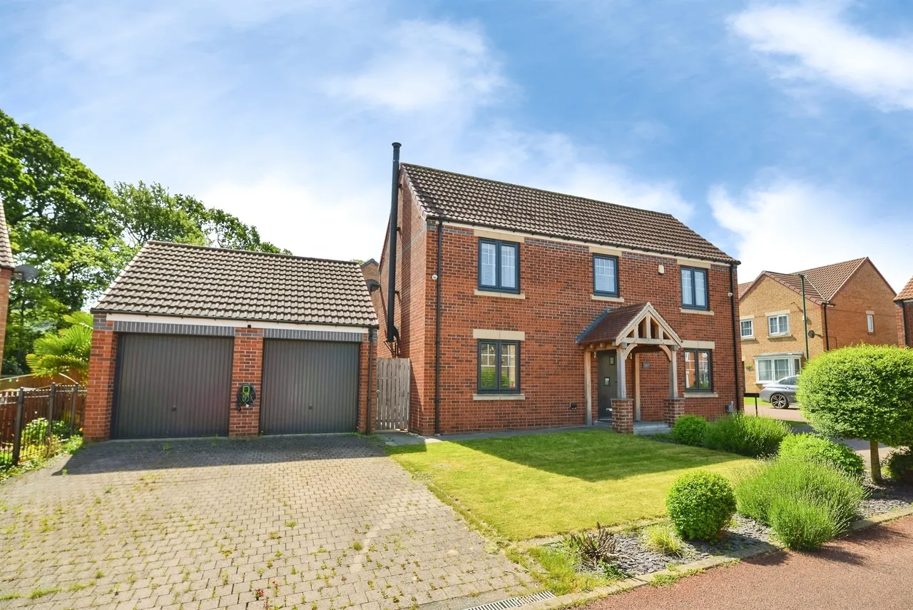 4 bed house for sale — Crosswood Avenue, Middlesbrough