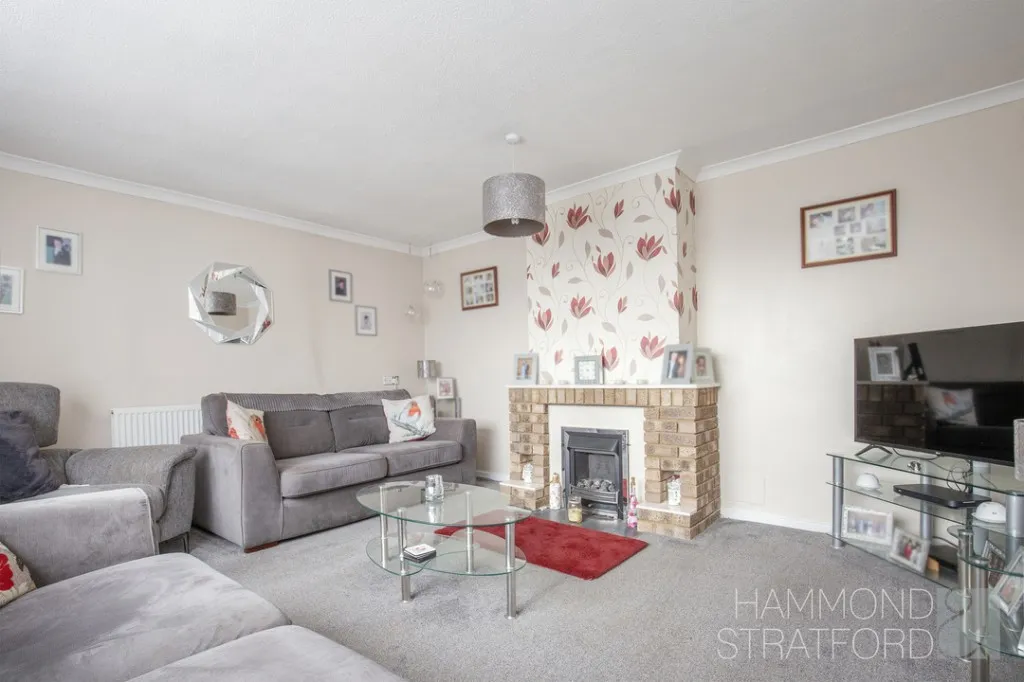 Halford Road, Attleborough, photo 6