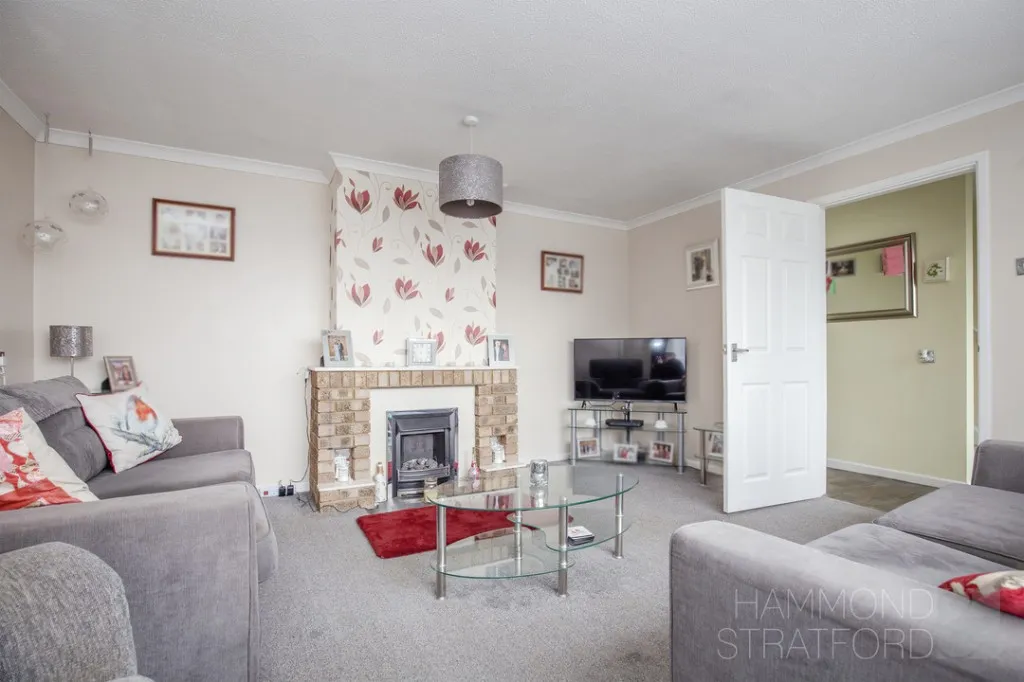 Halford Road, Attleborough, photo 5