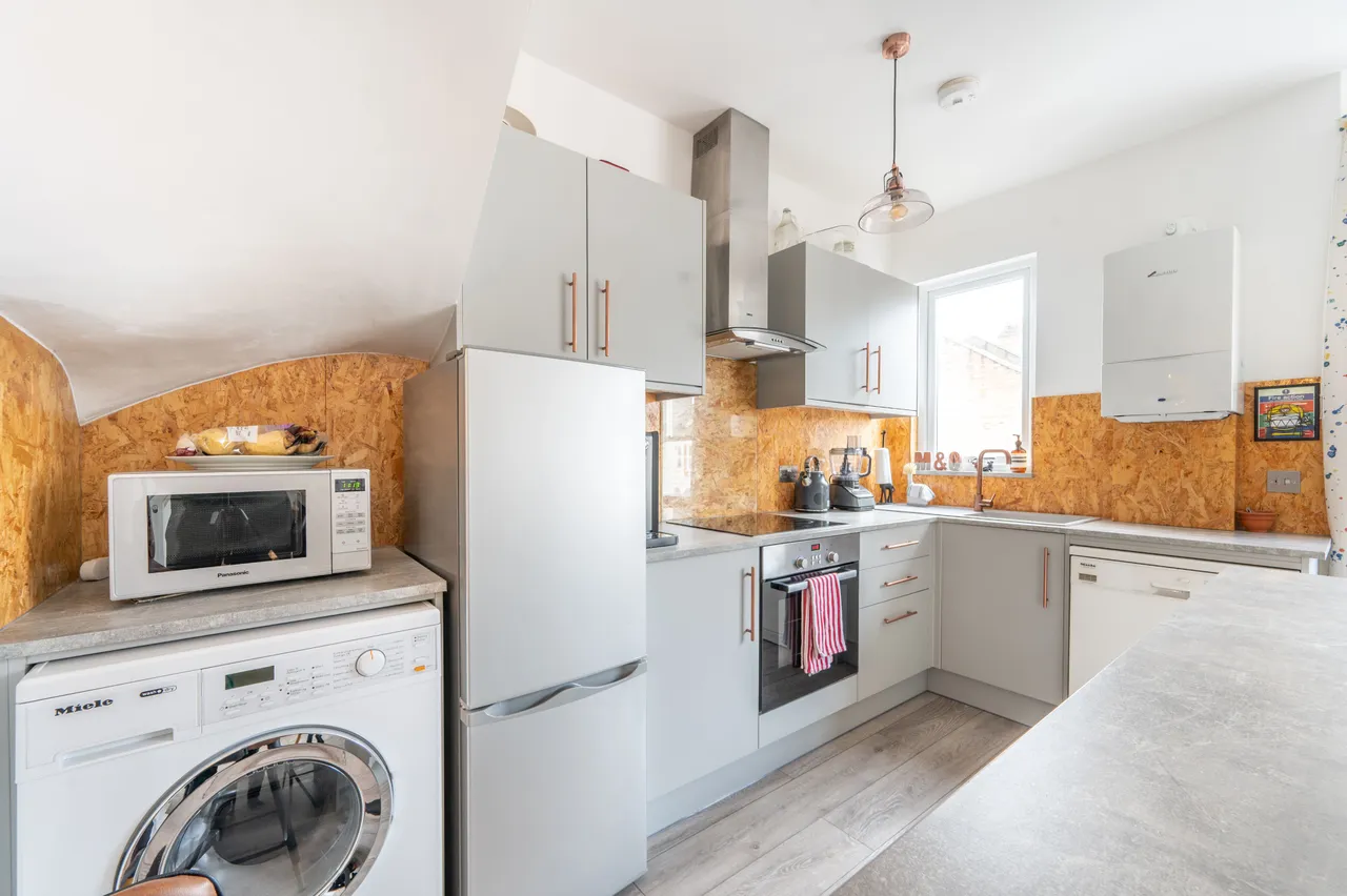 27a West Ella Road, London, photo 10