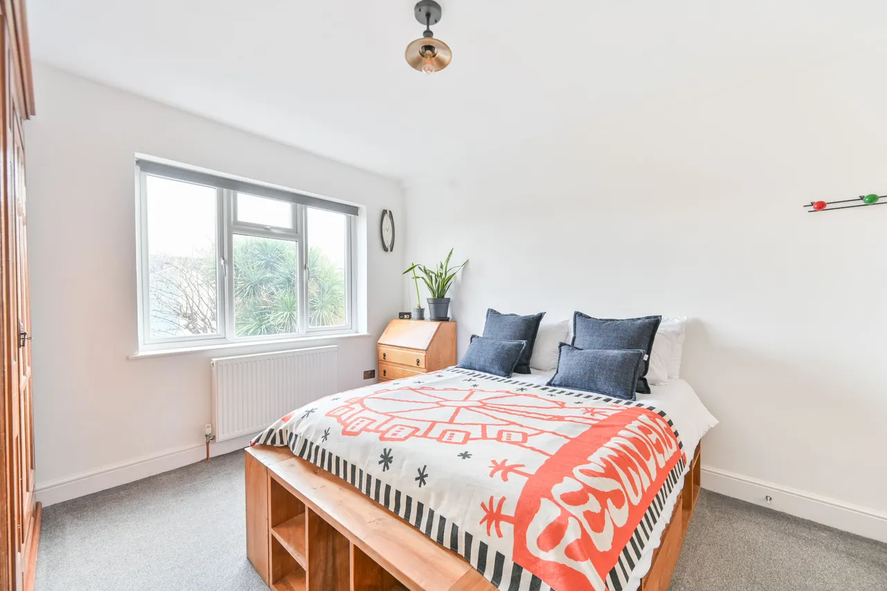 27a West Ella Road, London, photo 6