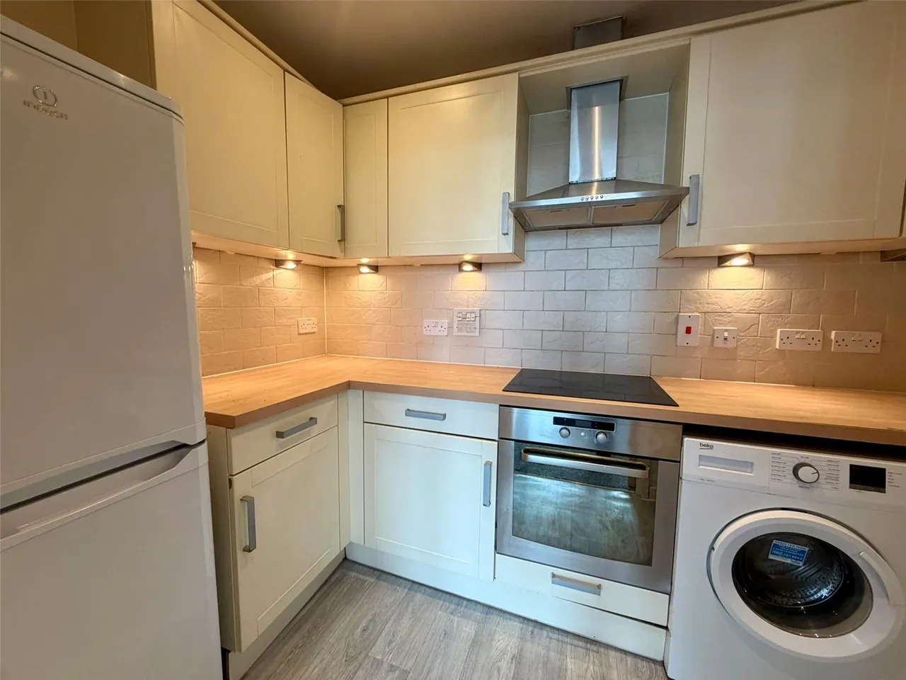 Oriental Road, Woking, GU22, photo 6