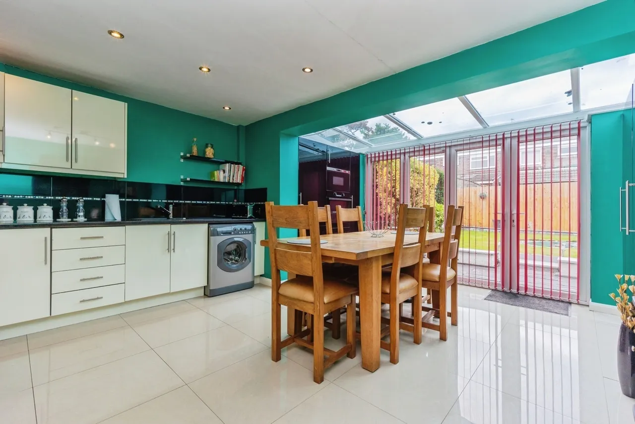 Chapel Close, Dukinfield, Greater Manchester, SK16, photo 8