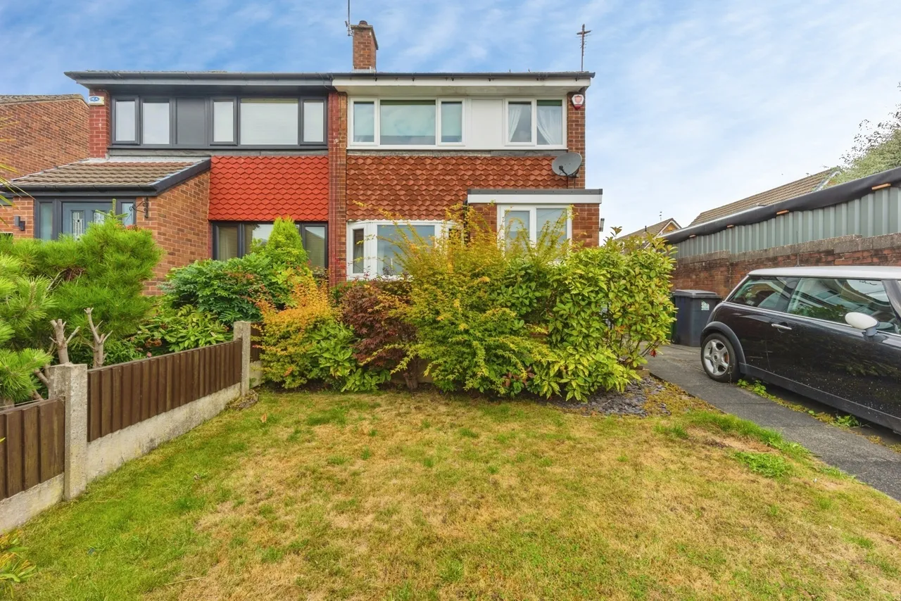 Chapel Close, Dukinfield, Greater Manchester, SK16, photo 2