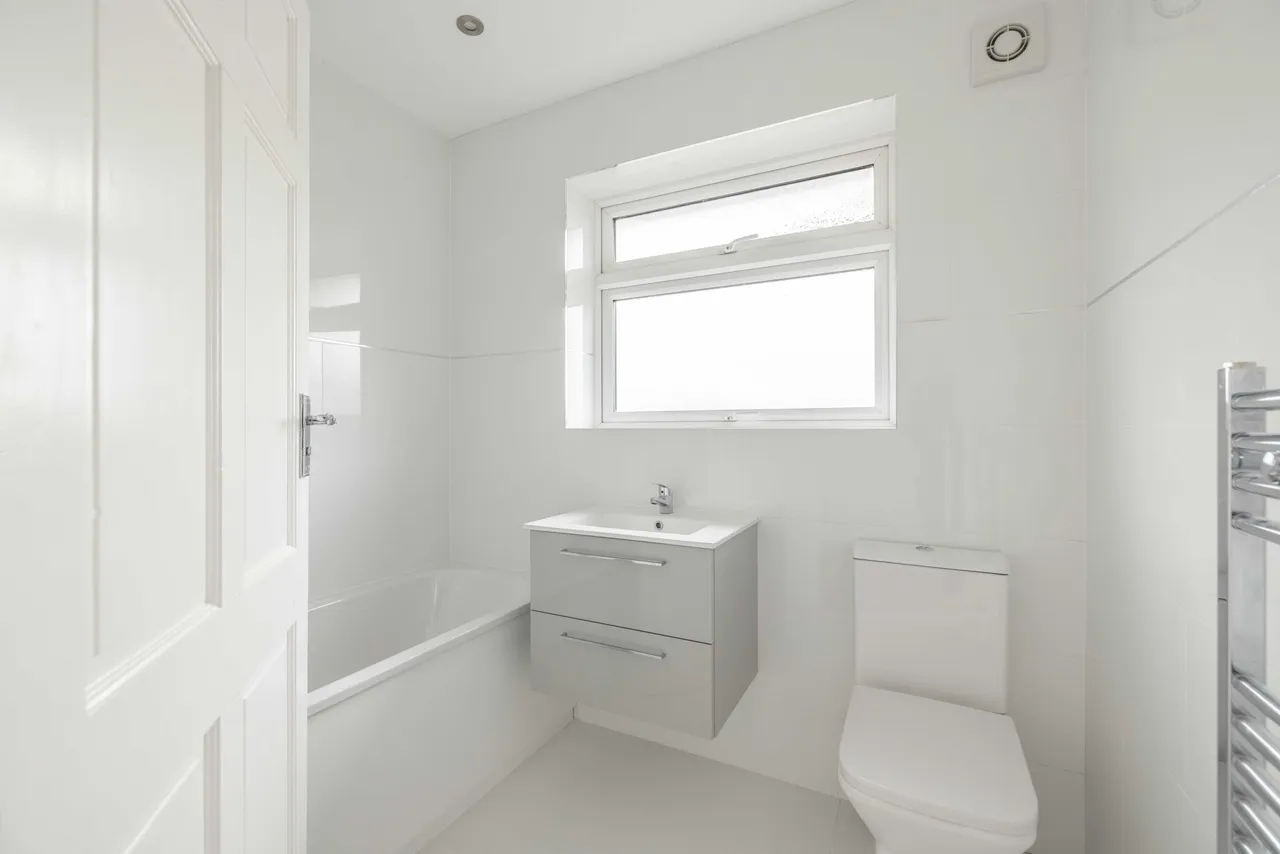 Clewer Hill Road, Windsor, Berkshire, SL4 4DX, photo 14
