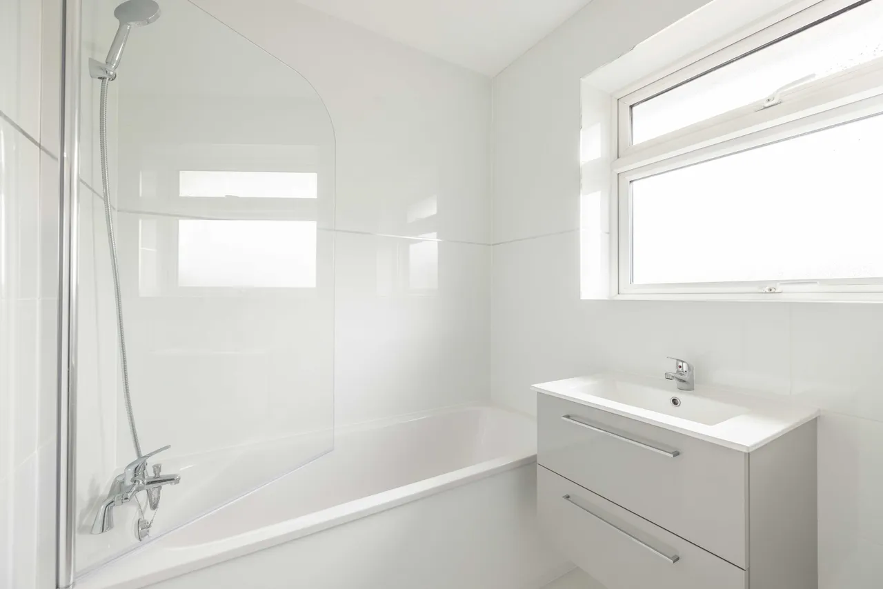 Clewer Hill Road, Windsor, Berkshire, SL4 4DX, photo 13