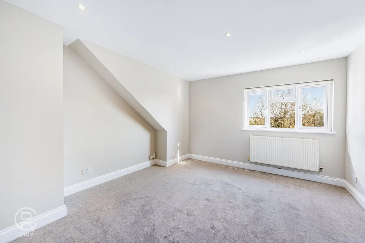 2 bed flat for sale — Studland Road, Hanwell, LONDON, W7 3QU