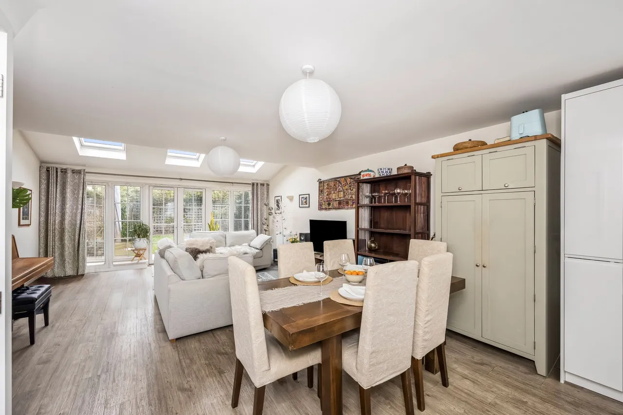 Churchill Way, Broadbridge Heath, RH12, photo 8