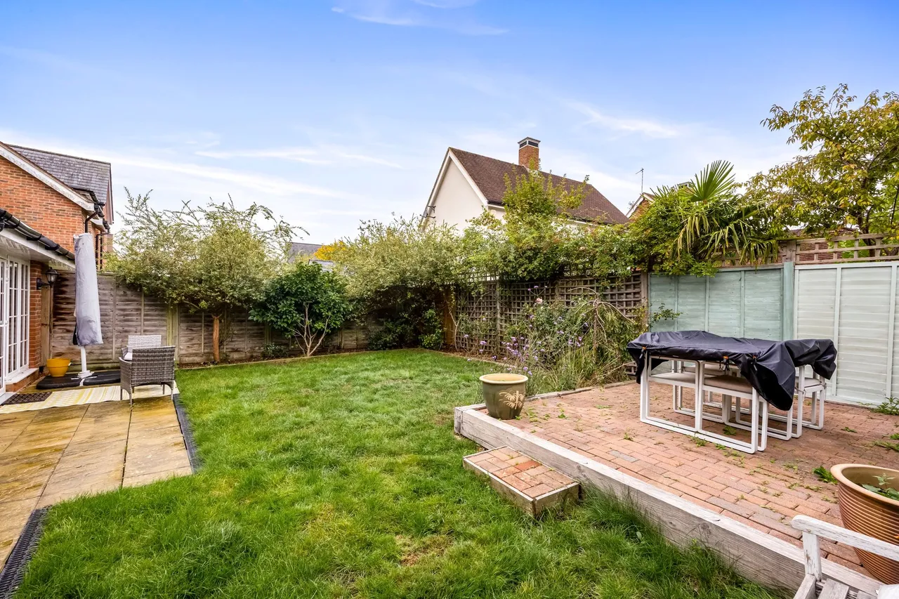 Churchill Way, Broadbridge Heath, RH12, photo 17
