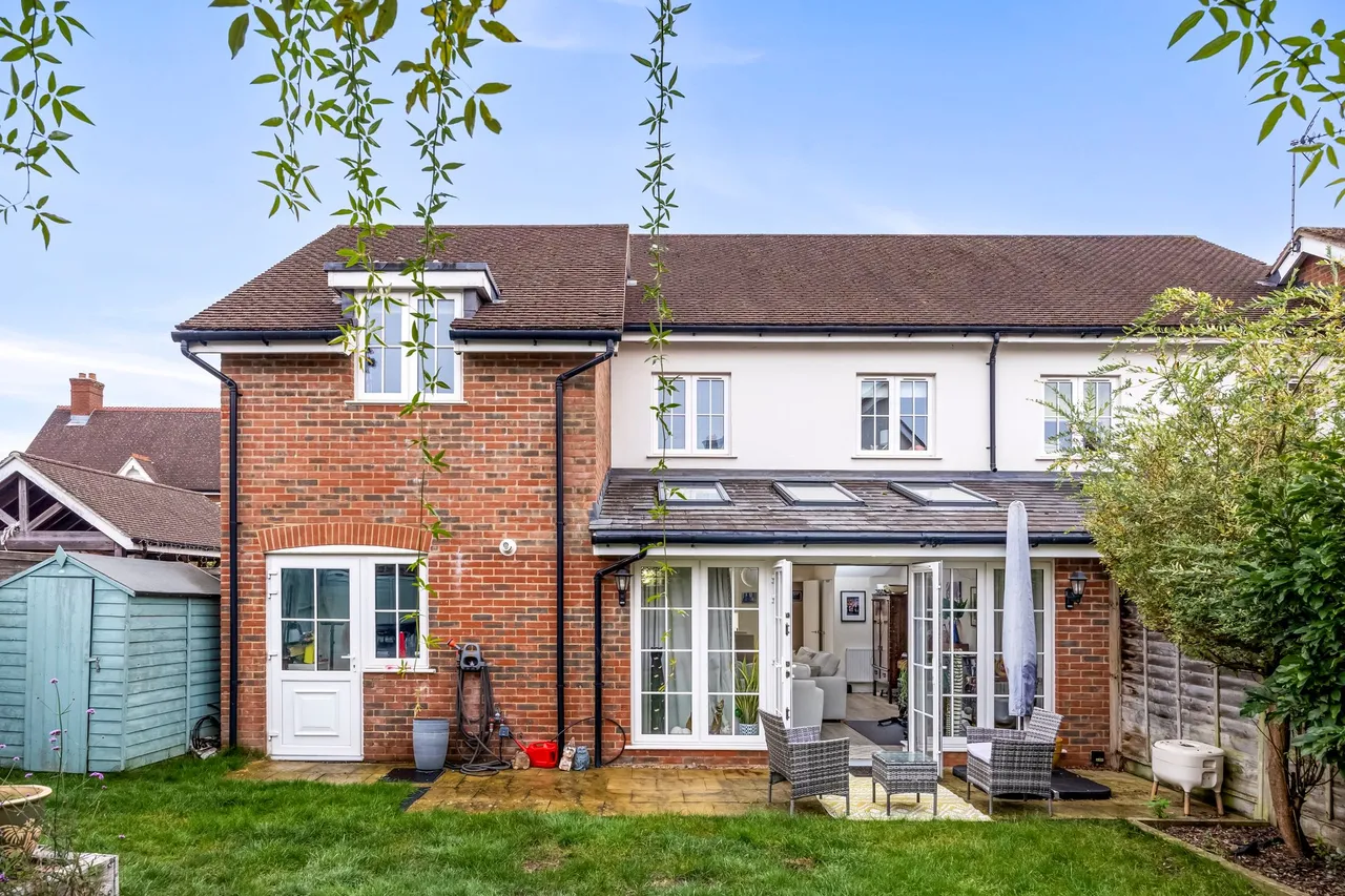 Churchill Way, Broadbridge Heath, RH12, photo 18