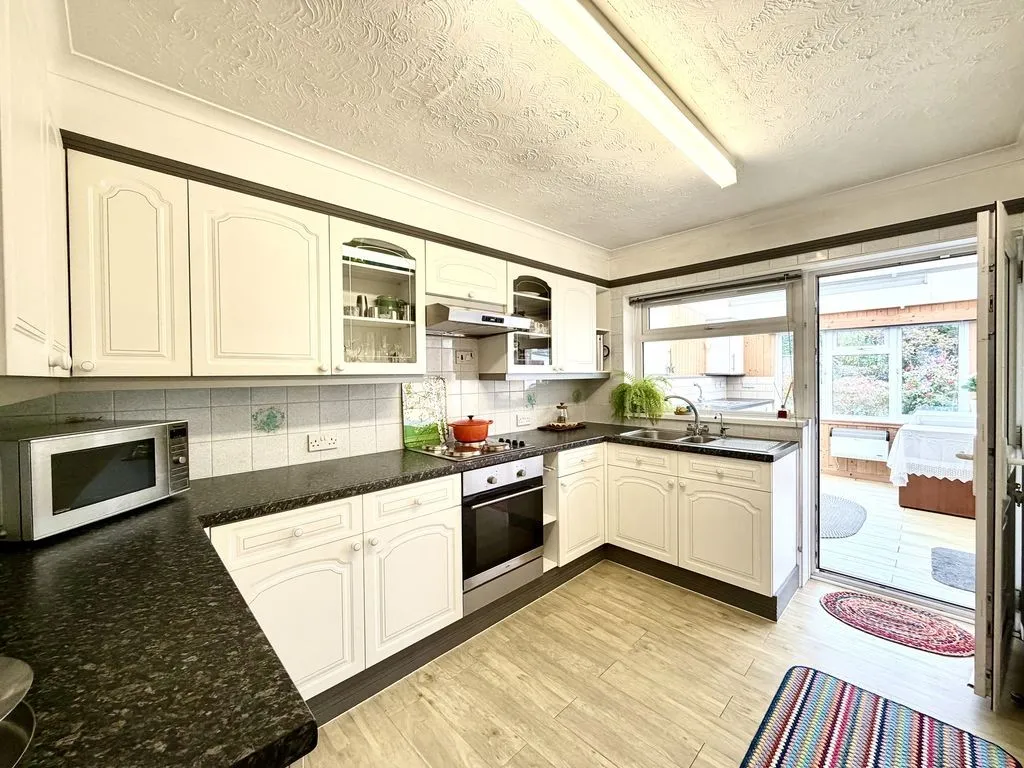 Fairway, Calne, photo 2
