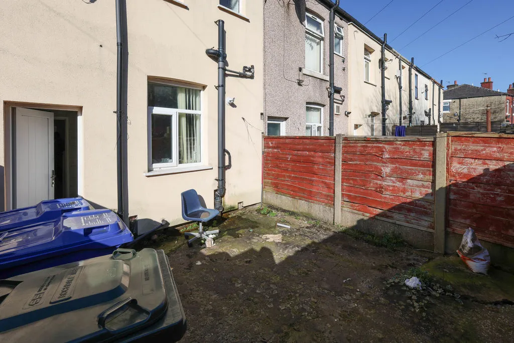 Royds Street, Rochdale OL16 5JS, photo 8