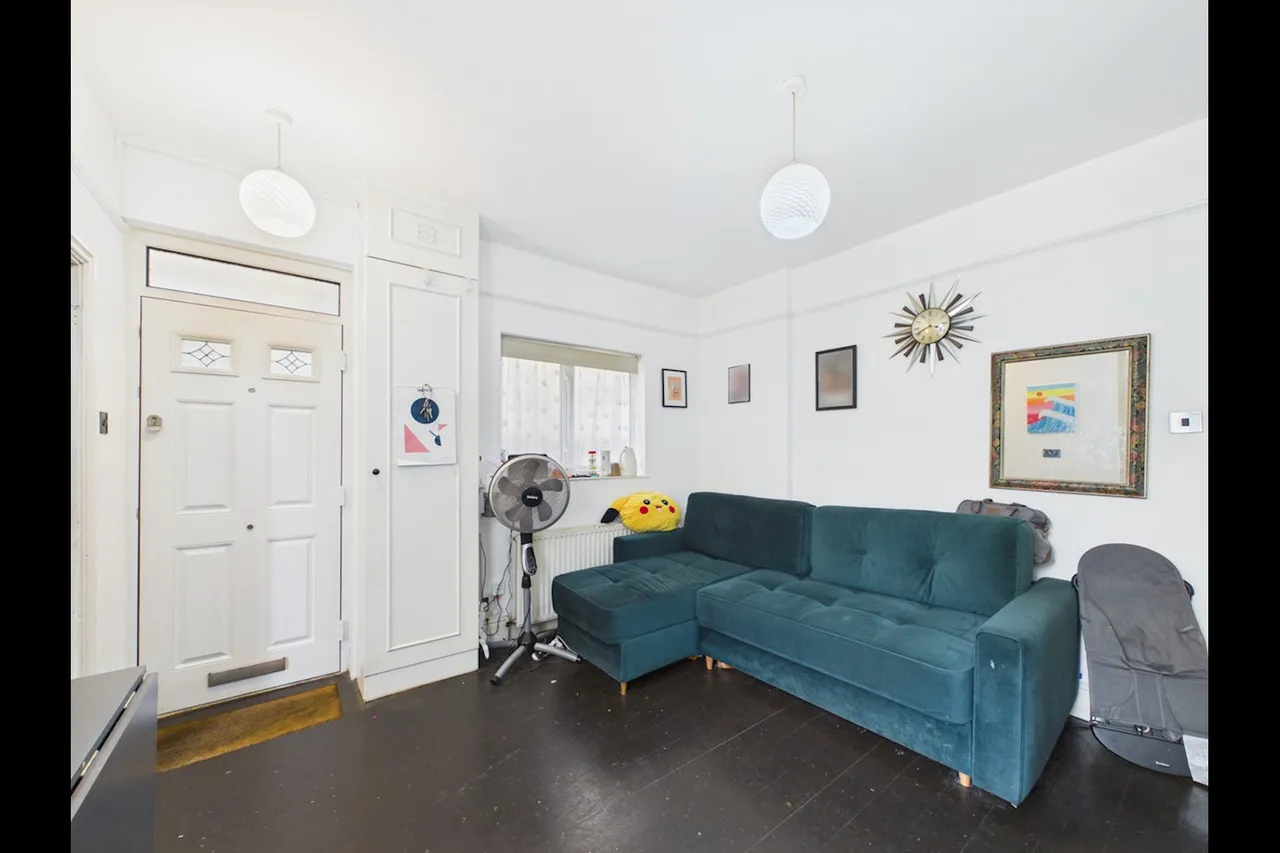 Victoria Road, Romford, RM1, photo 4