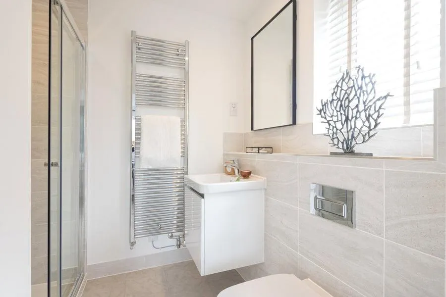 Hailwood Avenue, Buckler's Park, RG45, photo 8
