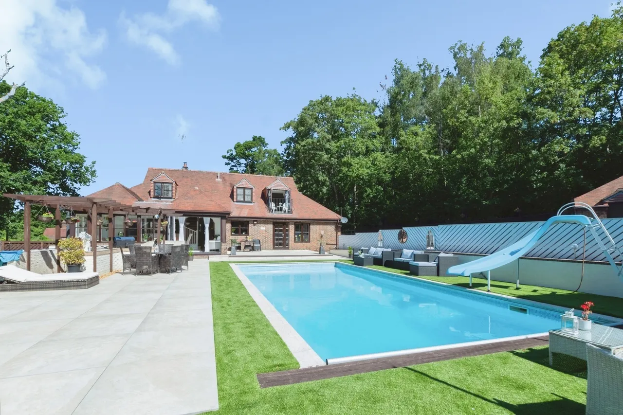 Brook, Lyndhurst, SO43, photo 2