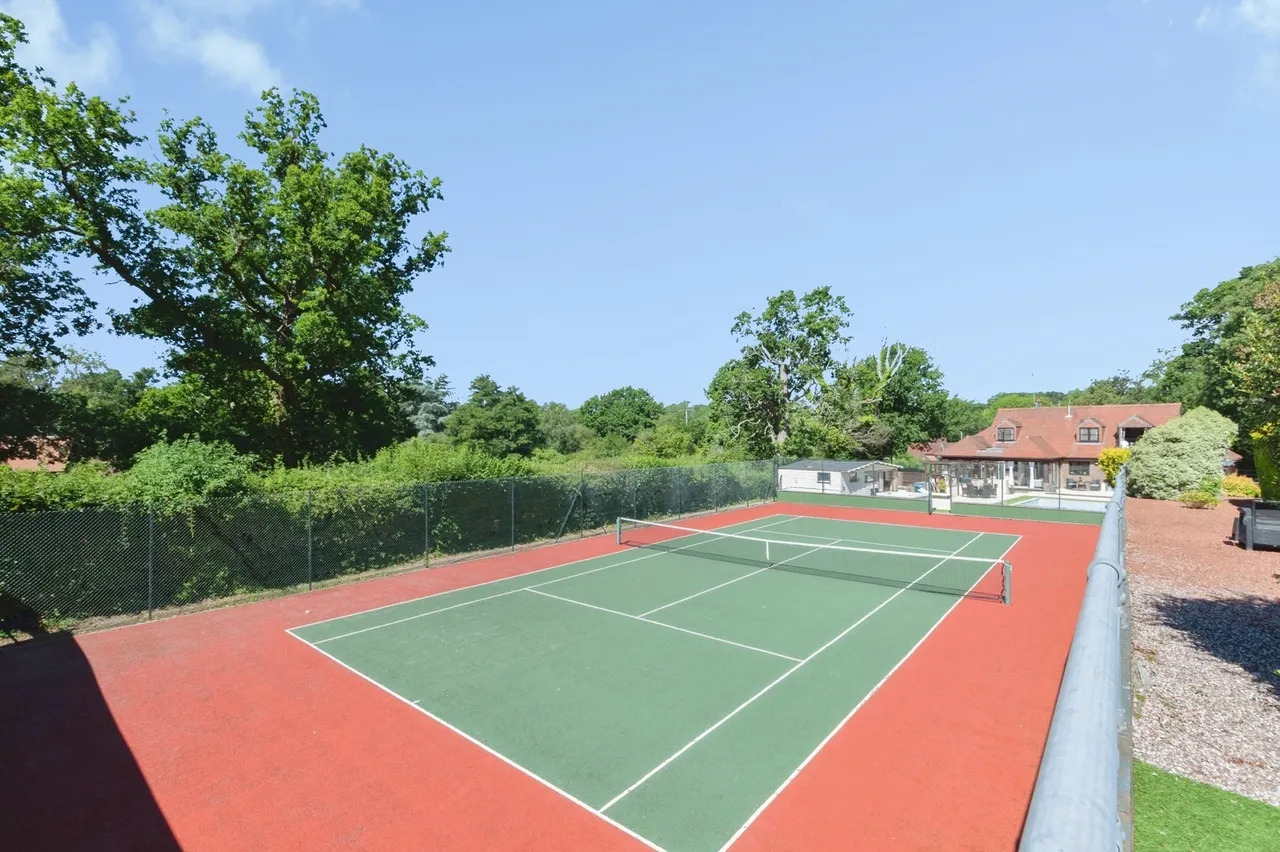 Brook, Lyndhurst, SO43, photo 3