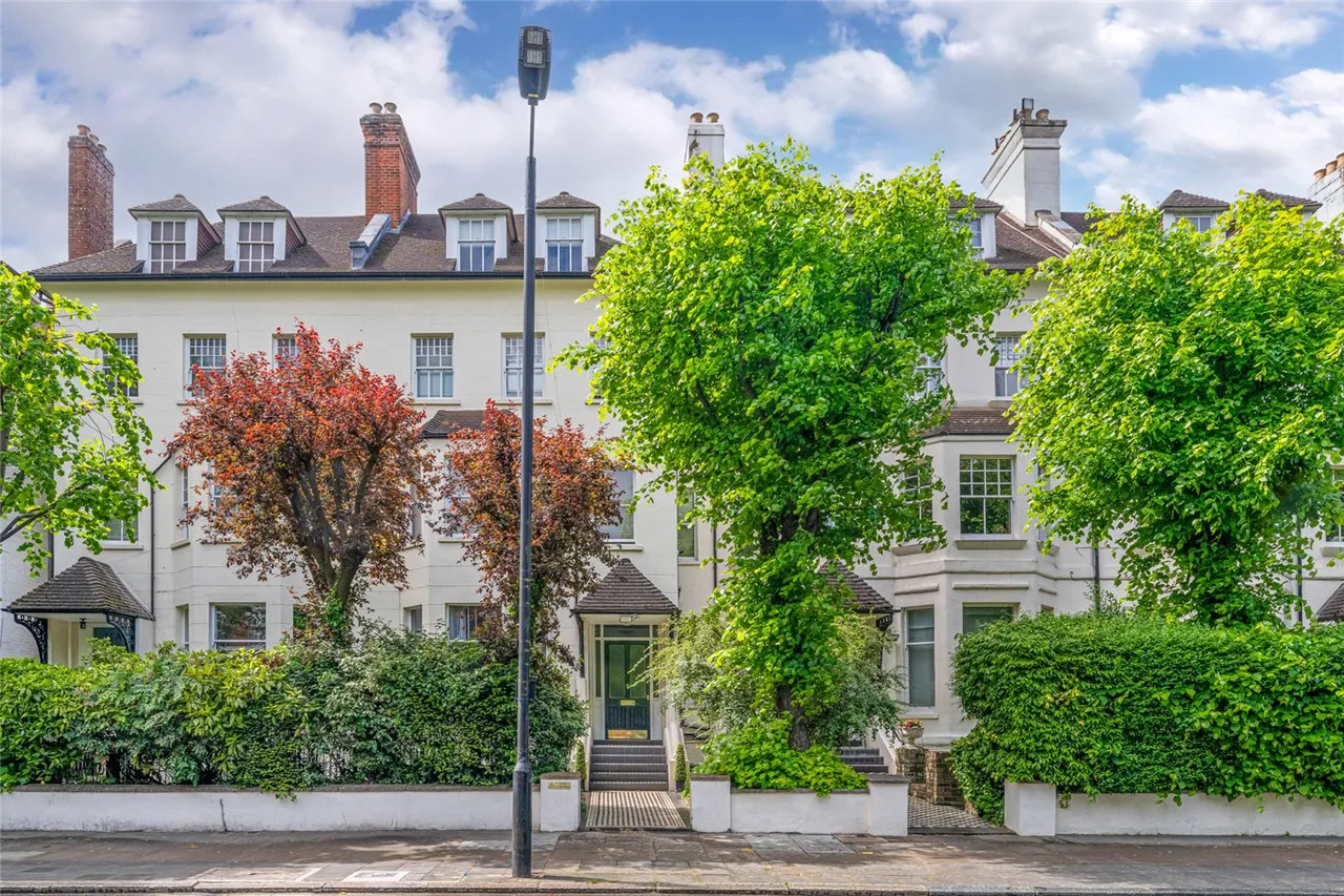 Abbey Road, St John's Wood, London, NW8, photo 9