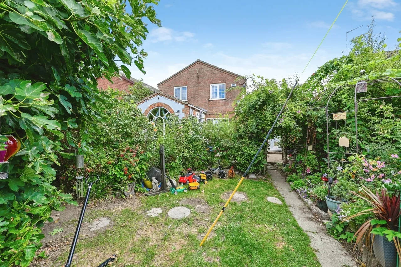 Isle Road, Outwell, Wisbech, Norfolk, PE14, photo 20