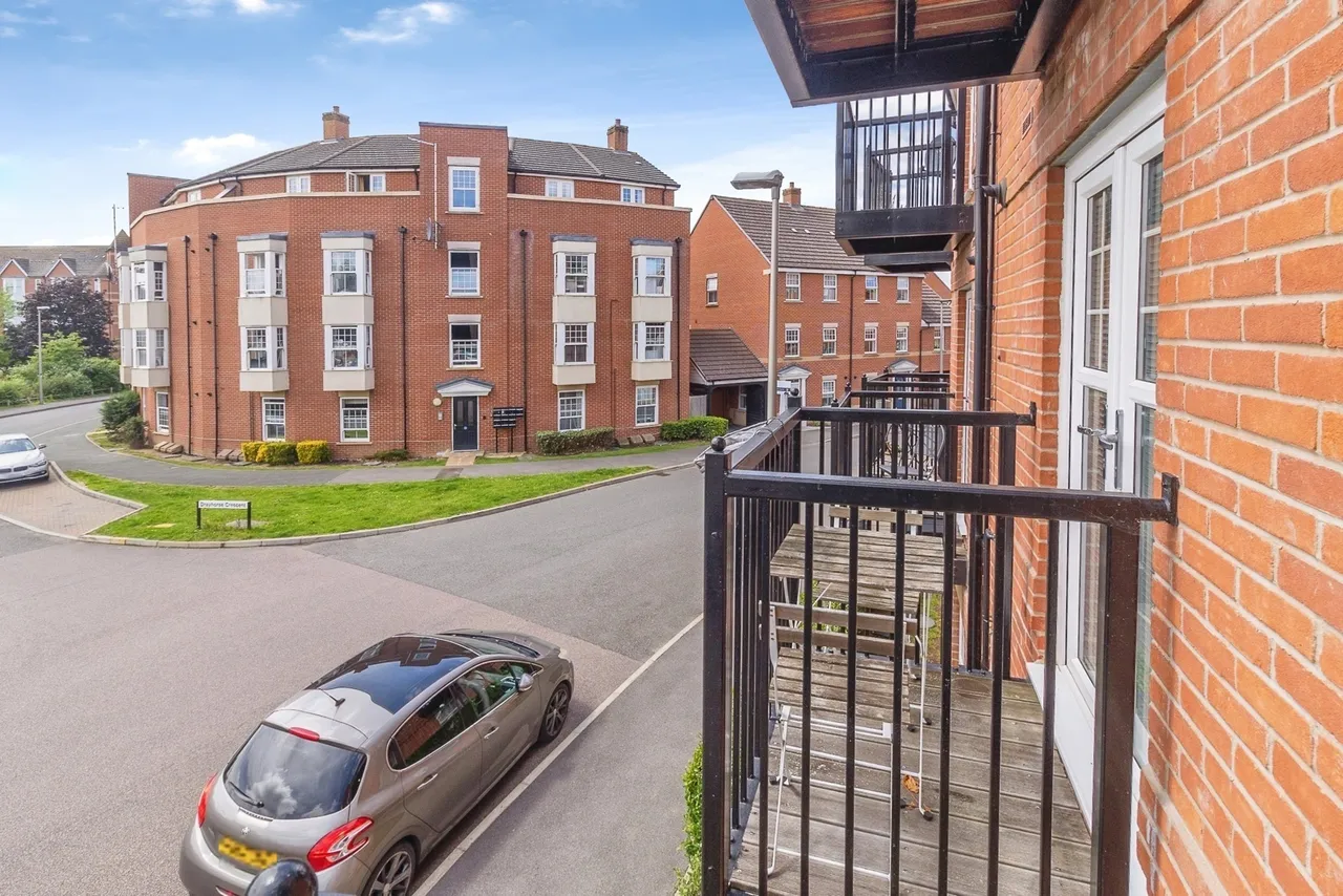 Summerlin Drive, Woburn Sands, Milton Keynes, Buckinghamshire, MK17, photo 6