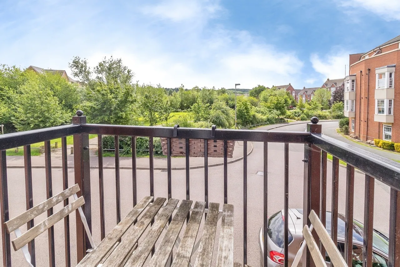 Summerlin Drive, Woburn Sands, Milton Keynes, Buckinghamshire, MK17, photo 2