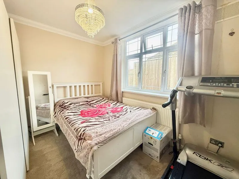 Calnwood Road, Luton LU4 0ET, photo 9