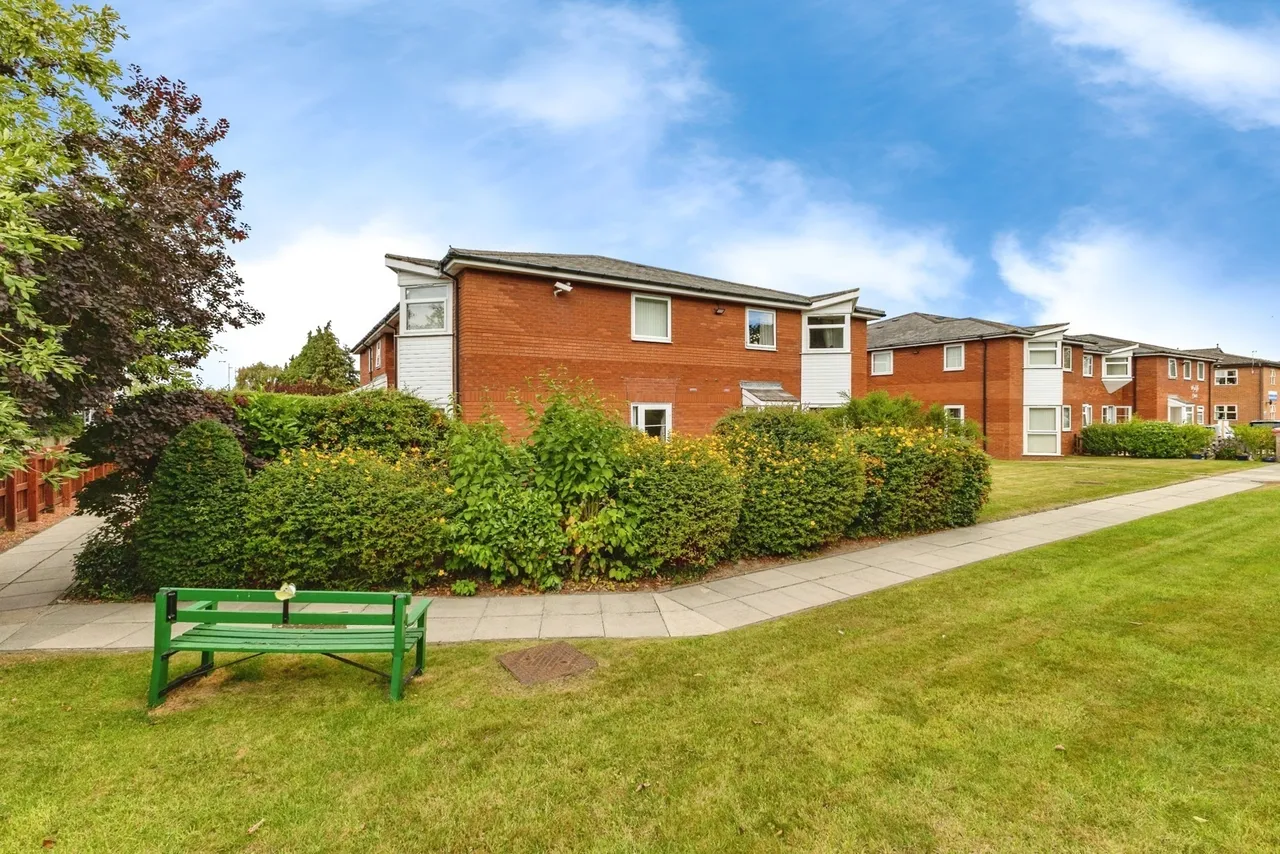 Wycliffe Court, Yarm, Durham, TS15, photo 14
