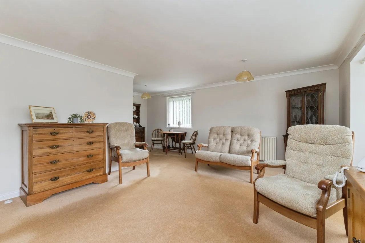 Wycliffe Court, Yarm, Durham, TS15, photo 6