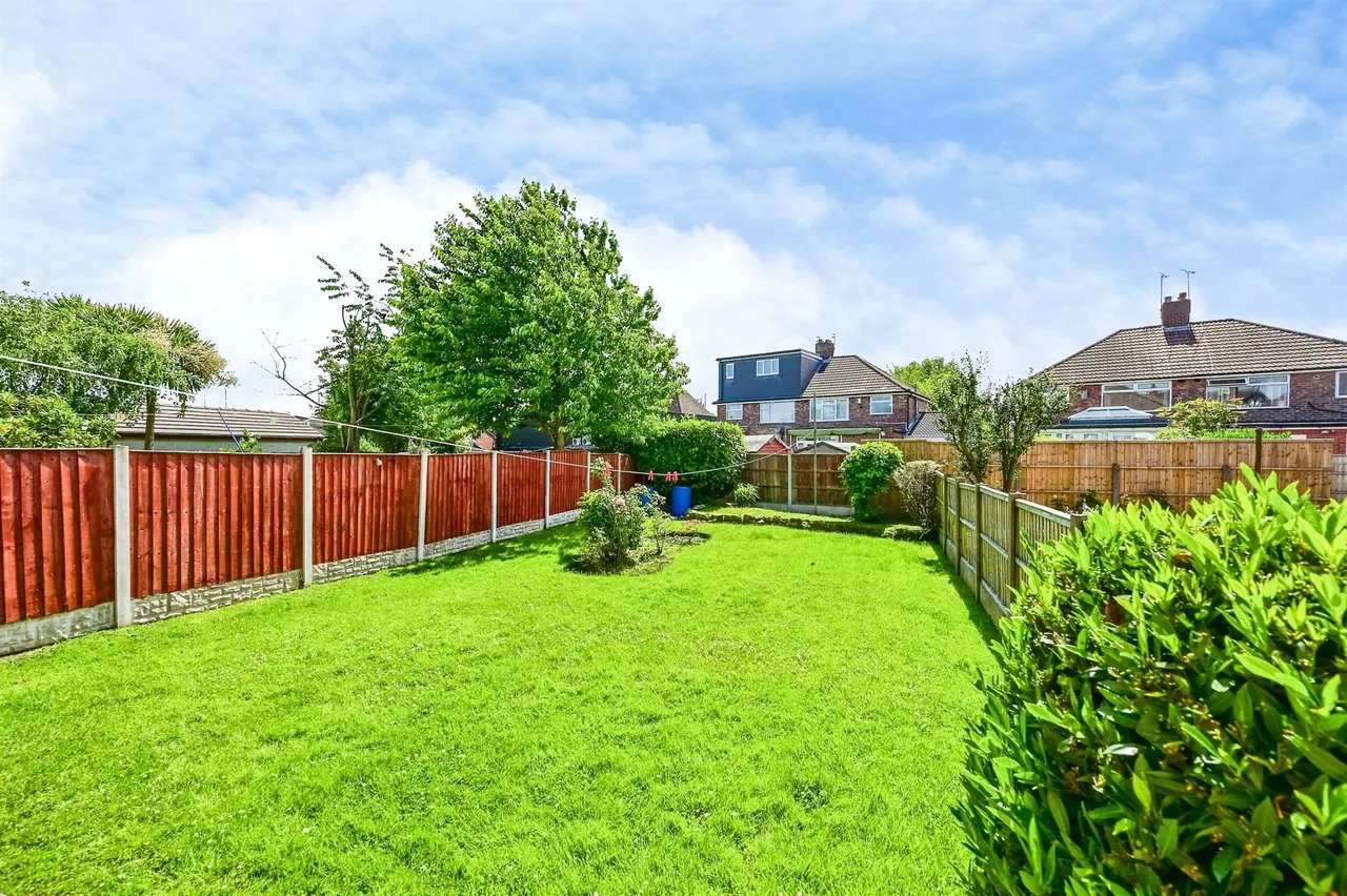 Ashton Drive, Liverpool, L25, photo 13