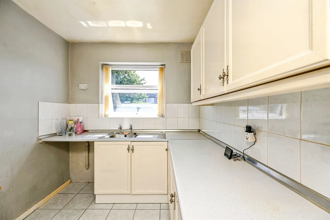Ashton Drive, Liverpool, L25, photo 4