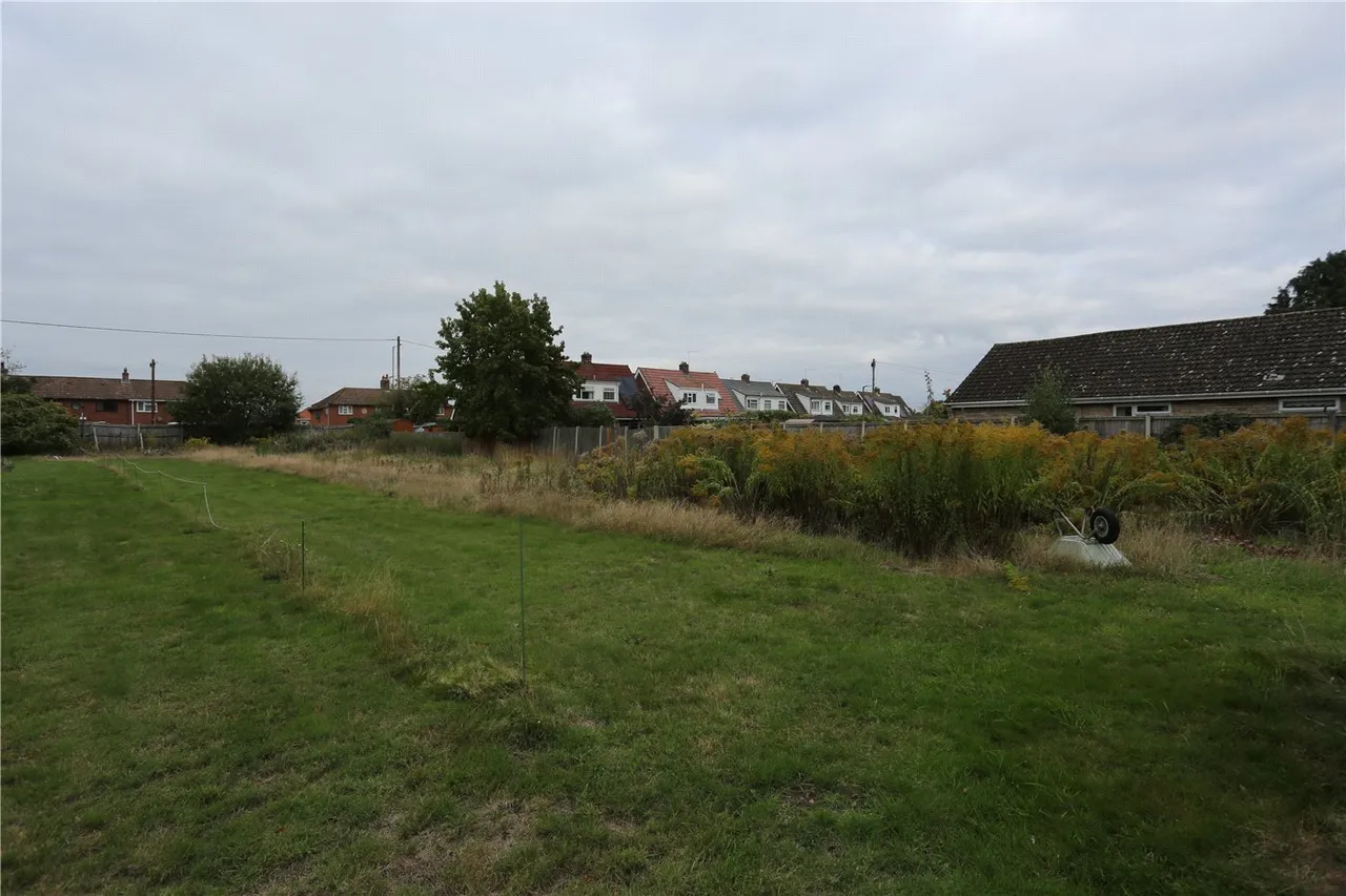 Fakenham Road, Great Witchingham, NR9, photo 2