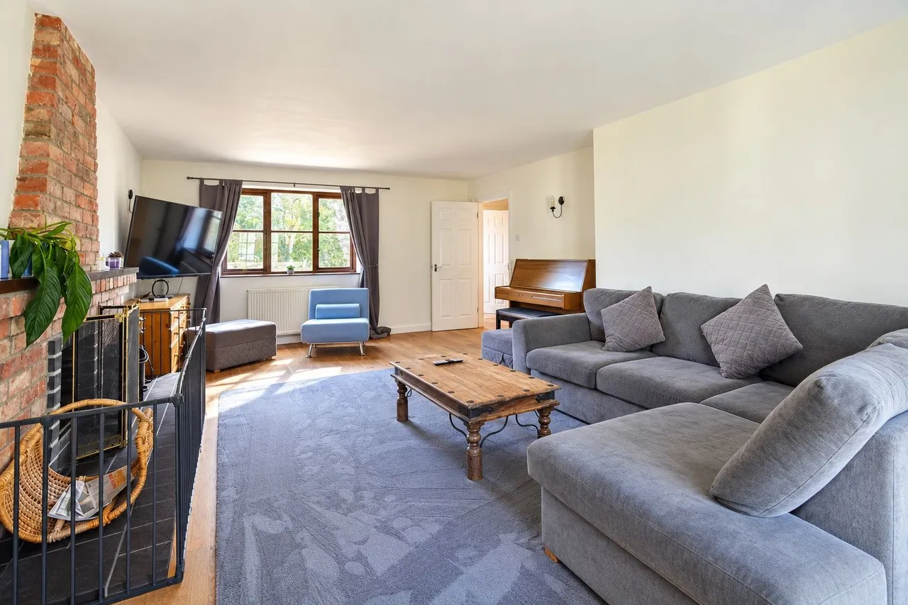 Clifden Road, Worminghall, photo 7