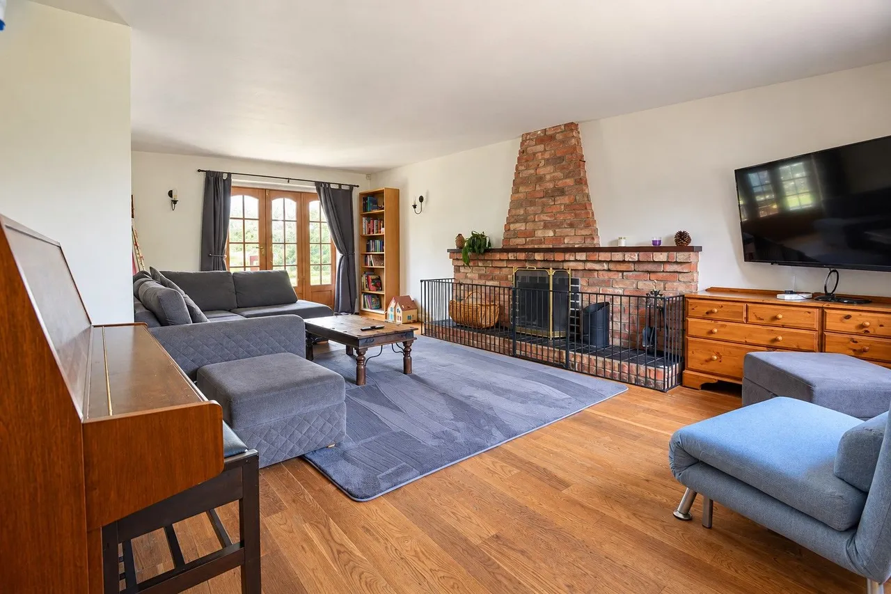 Clifden Road, Worminghall, photo 8