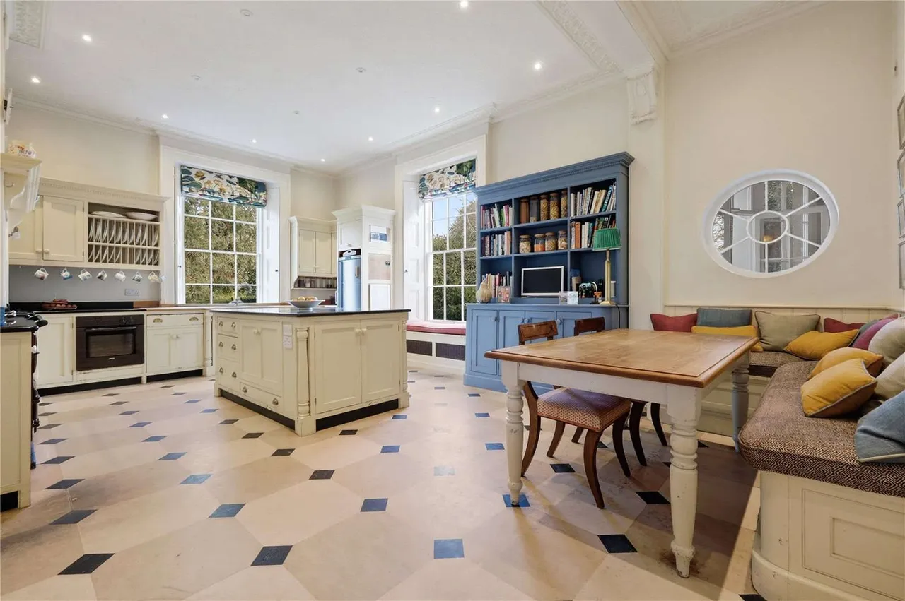 Rectory Road, Frating, Colchester, Essex, CO7 7HQ, photo 8