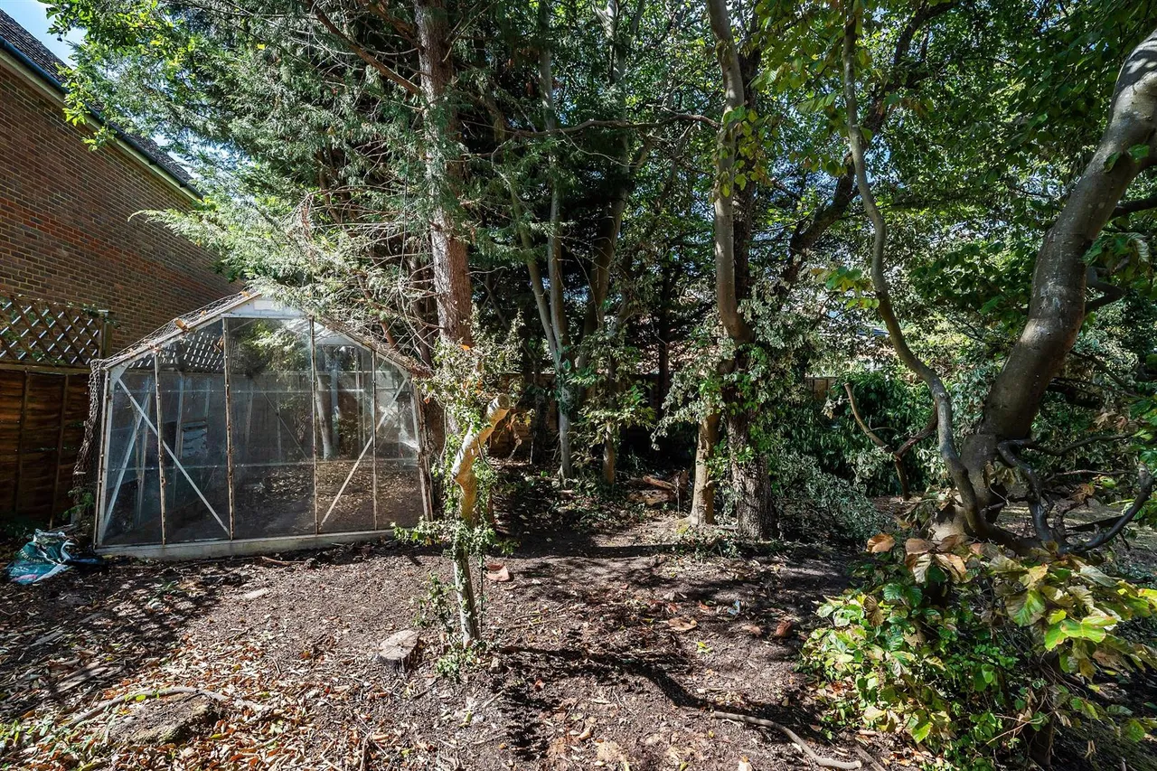 Fox Lane, Little Bookham, KT23, photo 13
