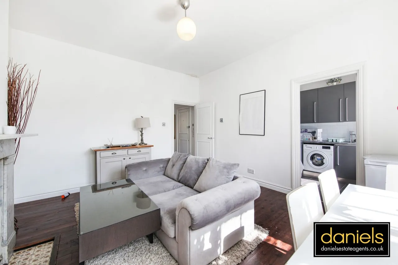 Dyne Road, Kilburn, NW6, photo 7