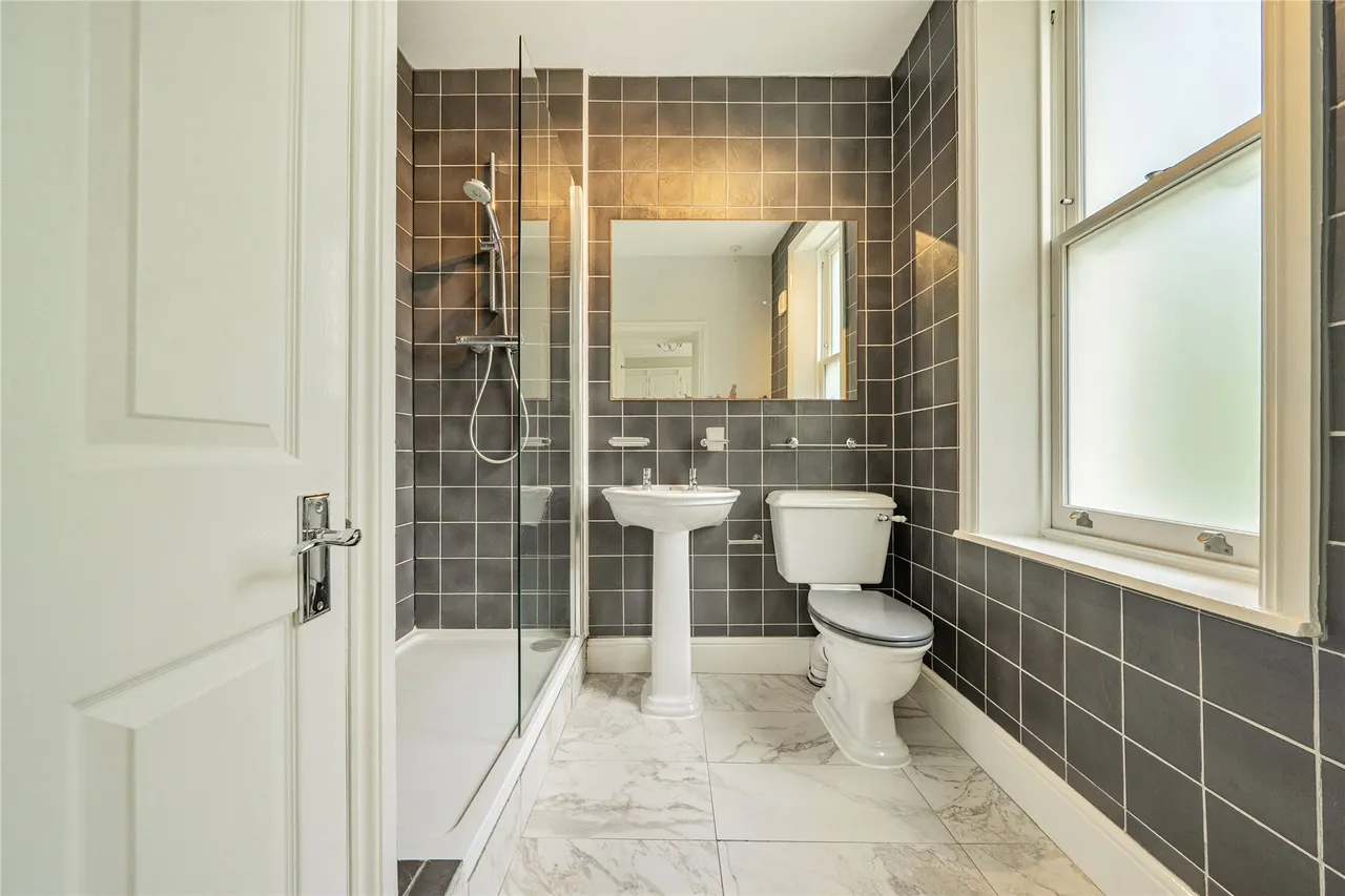 Kingsdowne Road, Surbiton, KT6, photo 8
