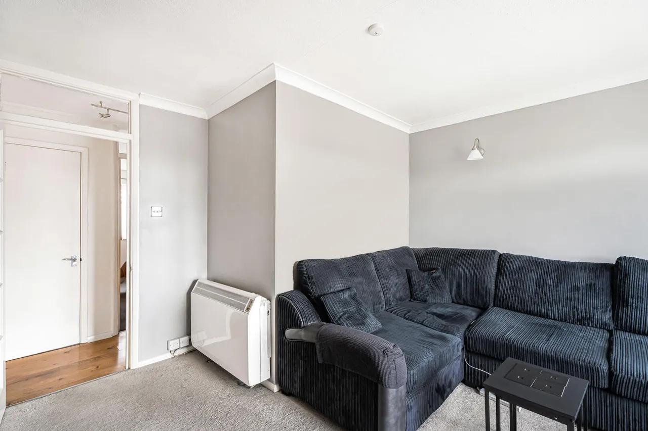Nags Head Road, Enfield, EN3, photo 5