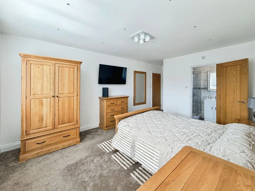 Whitley Bay NE25 9YG, NE25, photo 21