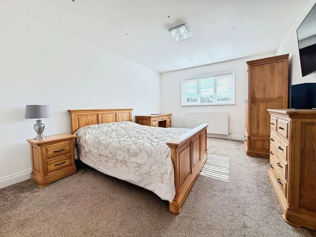Whitley Bay NE25 9YG, NE25, photo 22