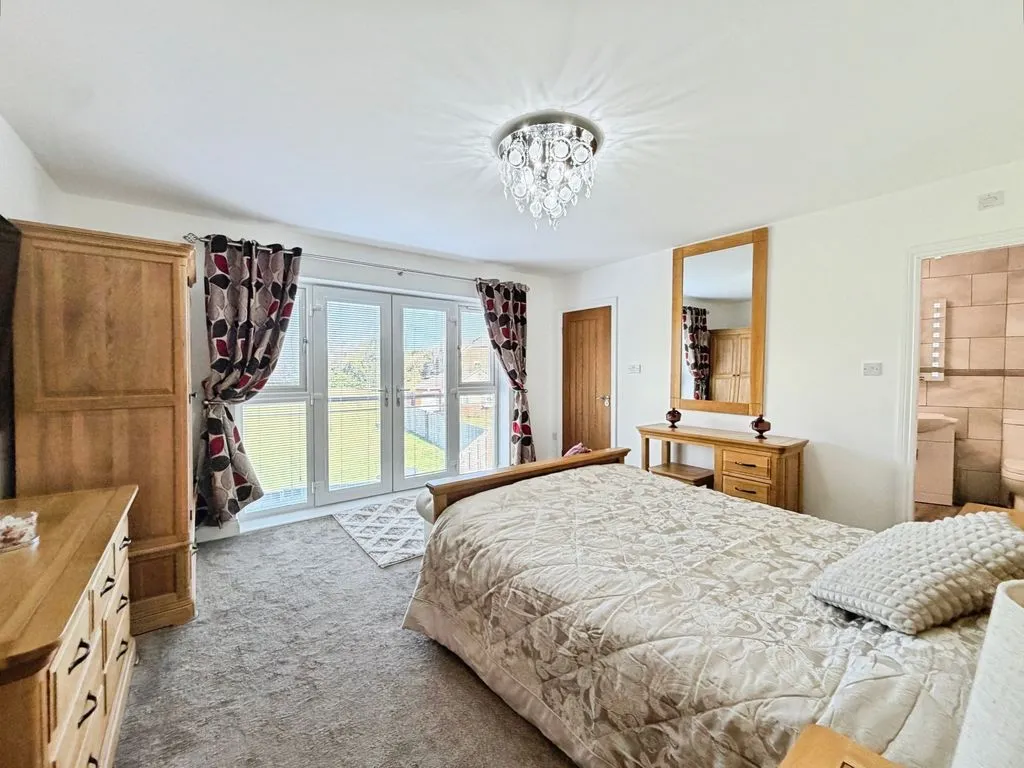 Whitley Bay NE25 9YG, NE25, photo 18