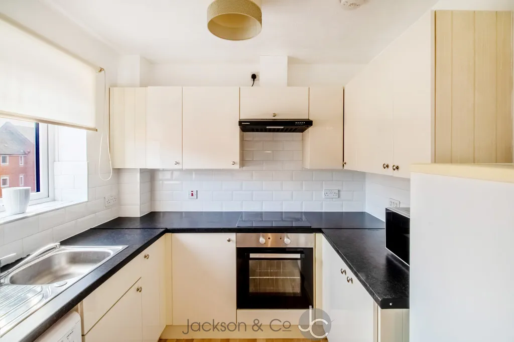 Meachen Road, Colchester, Essex, CO2 8JD, photo 2
