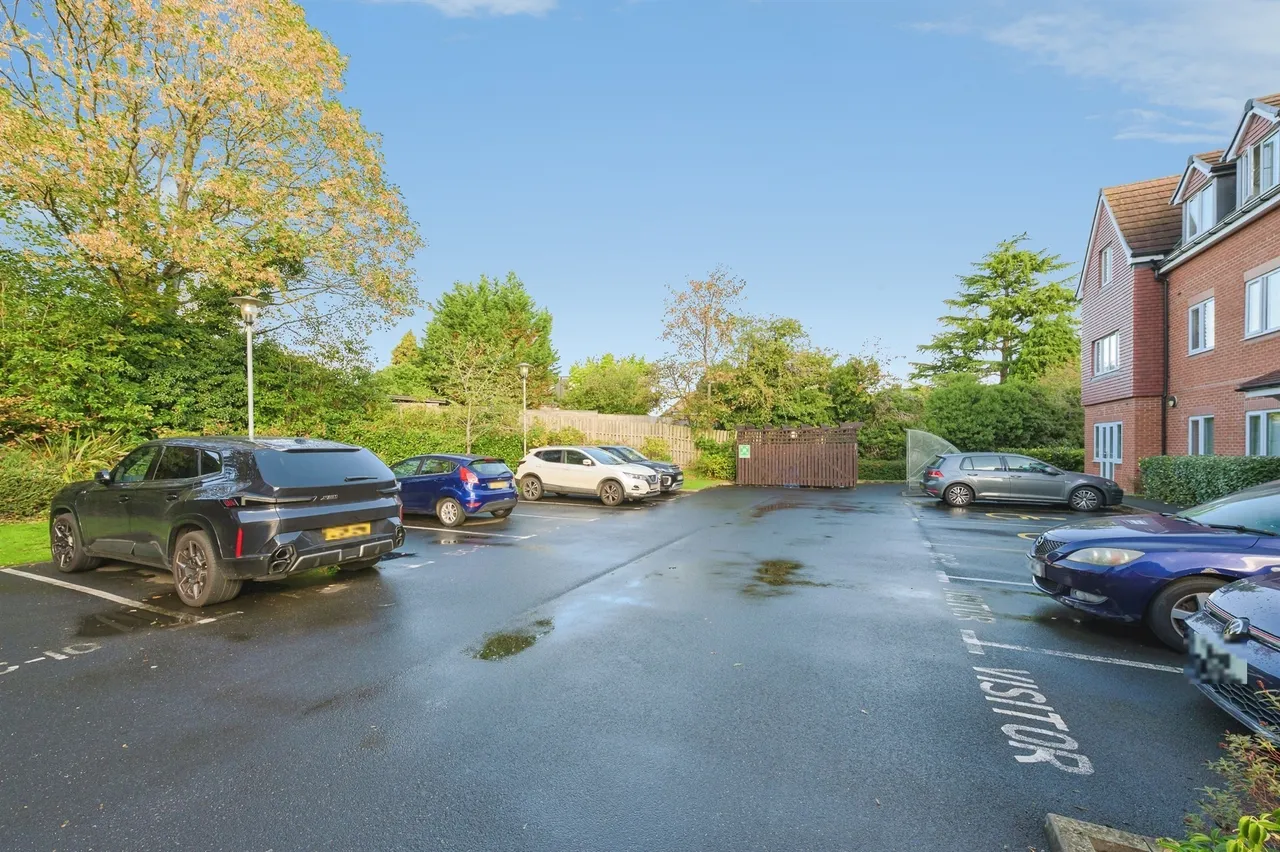 Shooters Hill, Sutton Coldfield, B72, photo 13