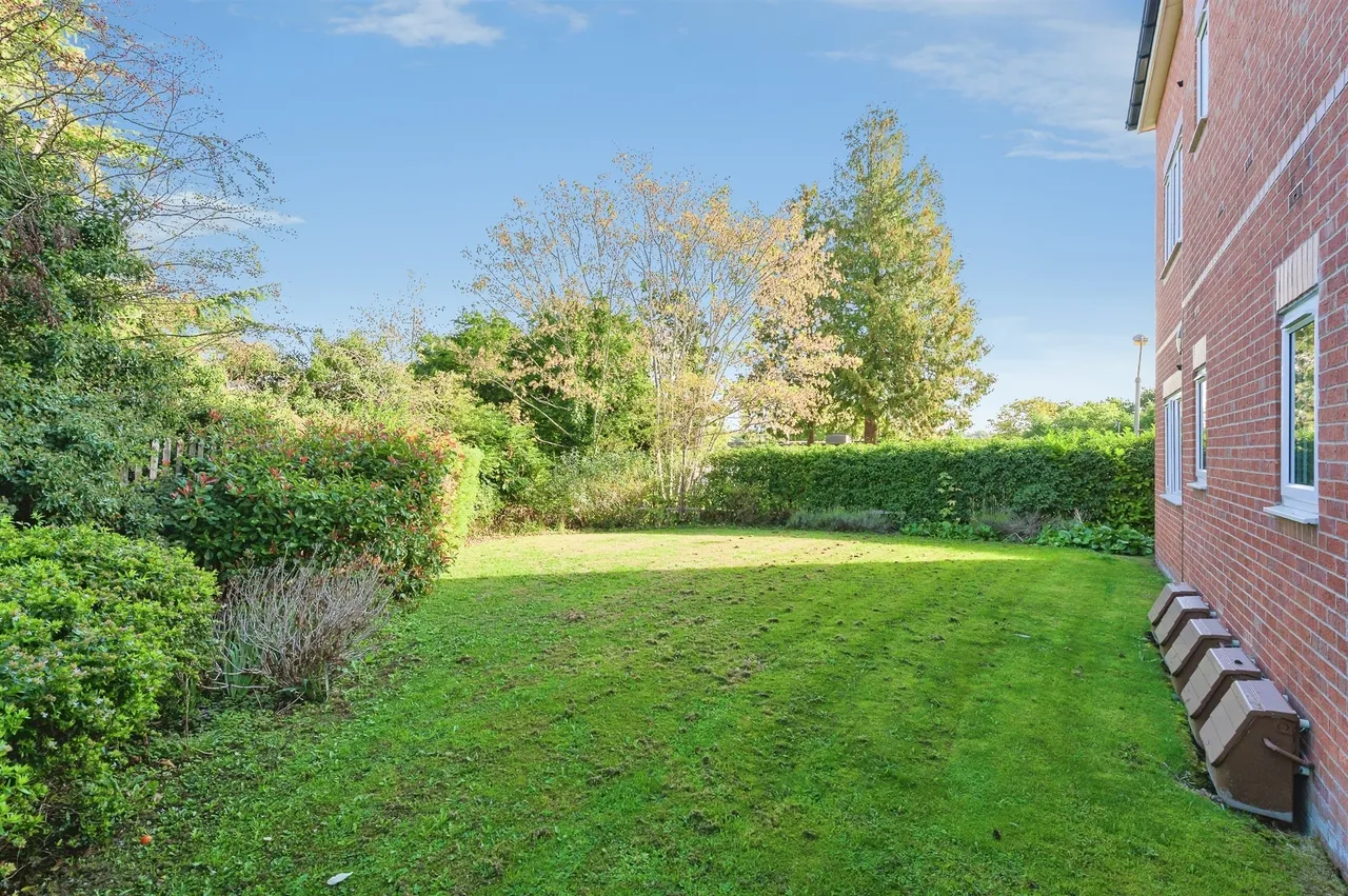 Shooters Hill, Sutton Coldfield, B72, photo 12