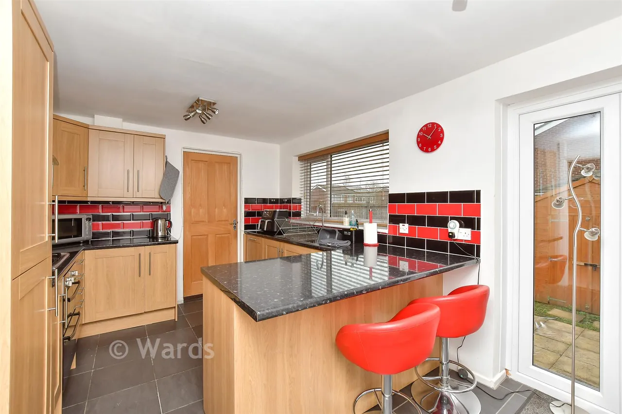 Mierscourt Road, Rainham, ME8, photo 3